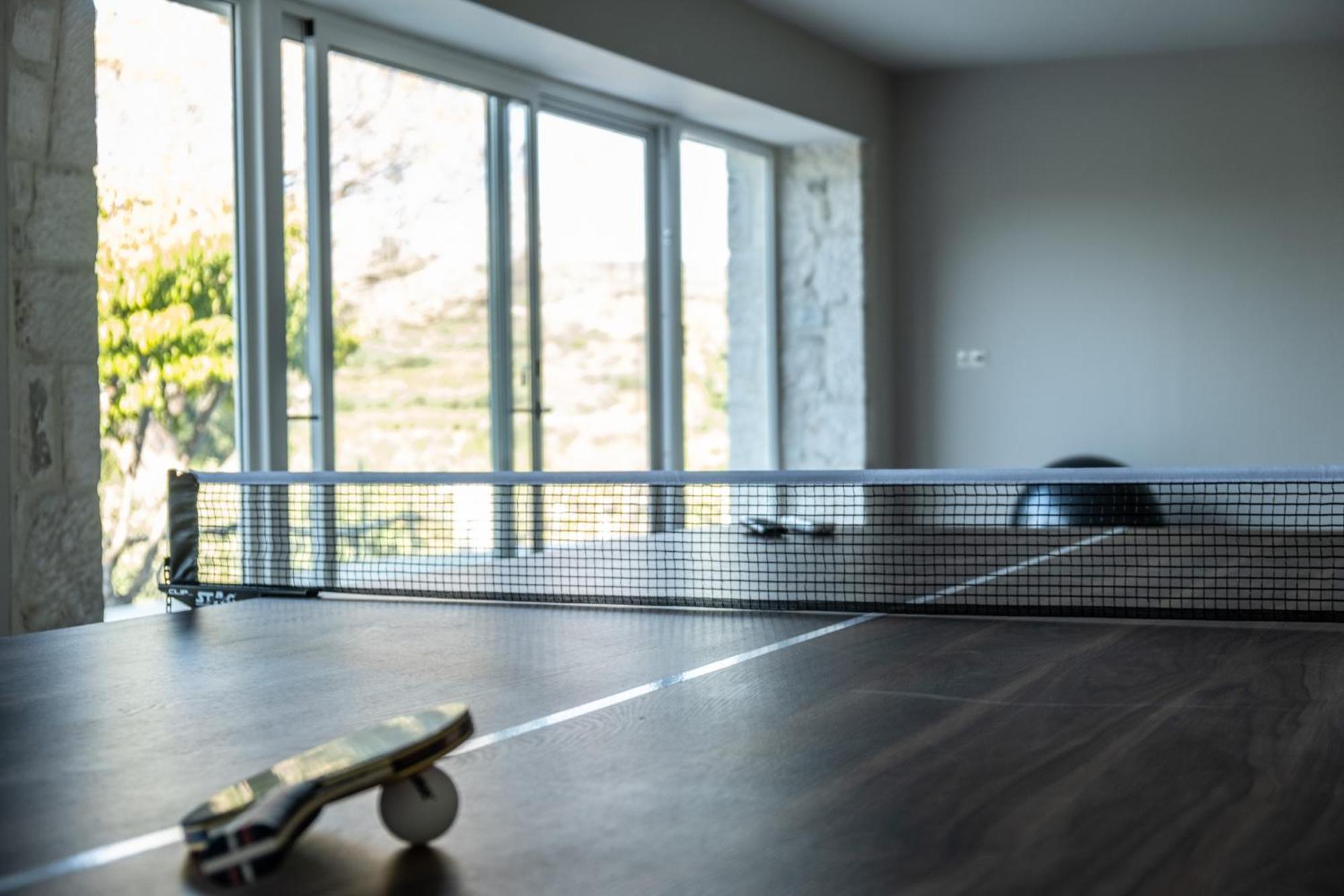 Villa Mantilari Wine Estate 7 Apartments 2 Private Pools 1 Heated Tennis Court Fitness Center Archanes Pokoj fotografie
